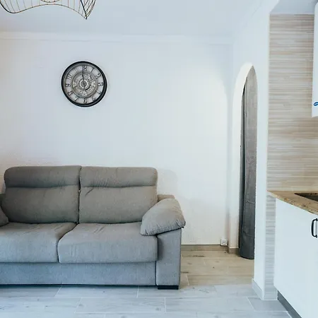 Apartment Welcs 201 Emp Con Terraza Roses